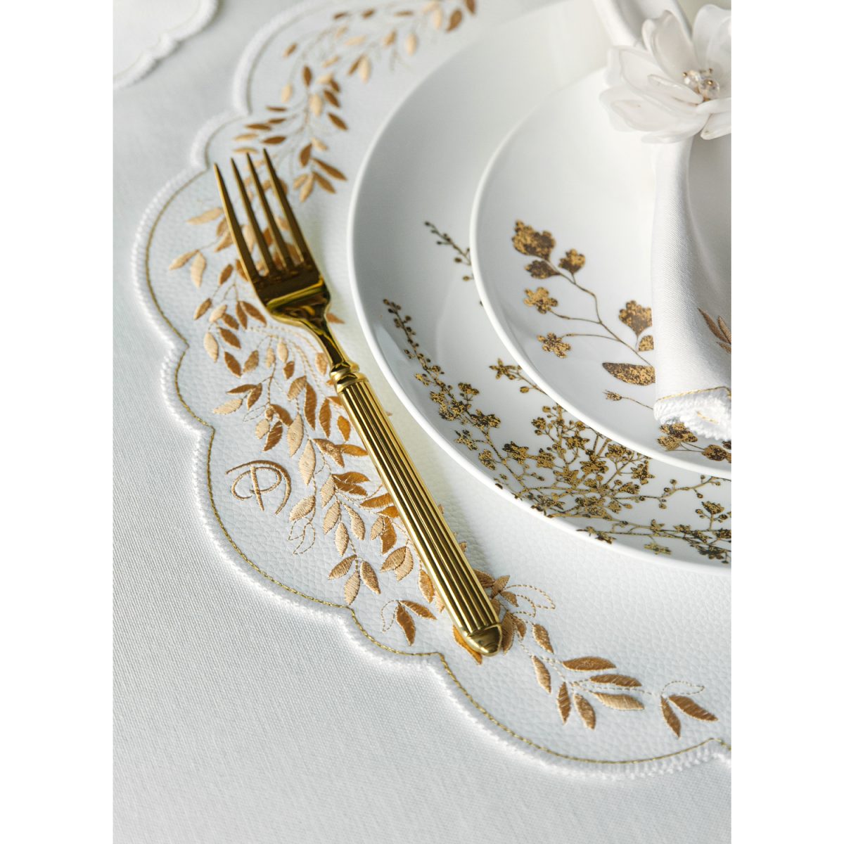 Jardin Majorelle Placemat Faux Leather - White x Gold